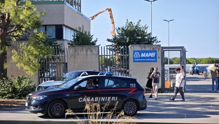 Modugno, muore operaio di 54 anni: precipitato da un ponteggio. Nel cantiere c’era anche il figlio