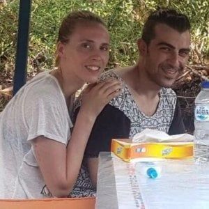 Indonesia, ritrovato il ragazzo italiano scomparso con la fidanzata tedesca: bloccati da tempesta su un'isola