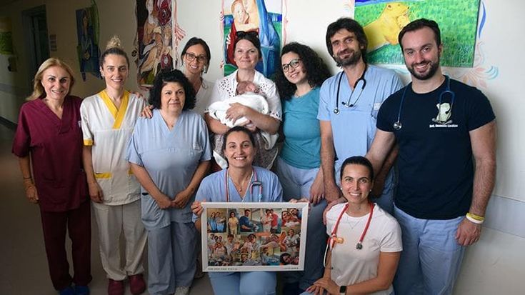 Nasce prematura durante le vacanze toscane della madre: la storia a lieto fine della piccola Siena