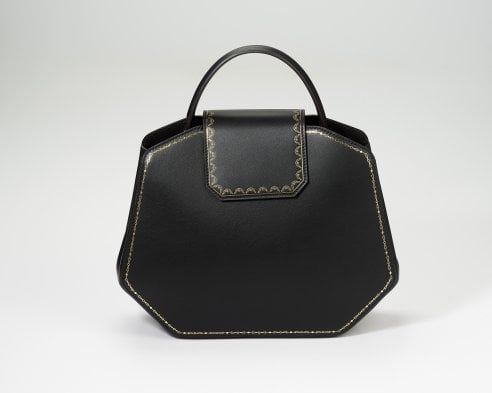 10 accessori neri che non puoi non avere
