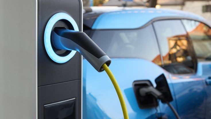 Le emissioni delle auto elettriche sono fino a 29 volte più basse di quelle prodotte dalle endotermiche