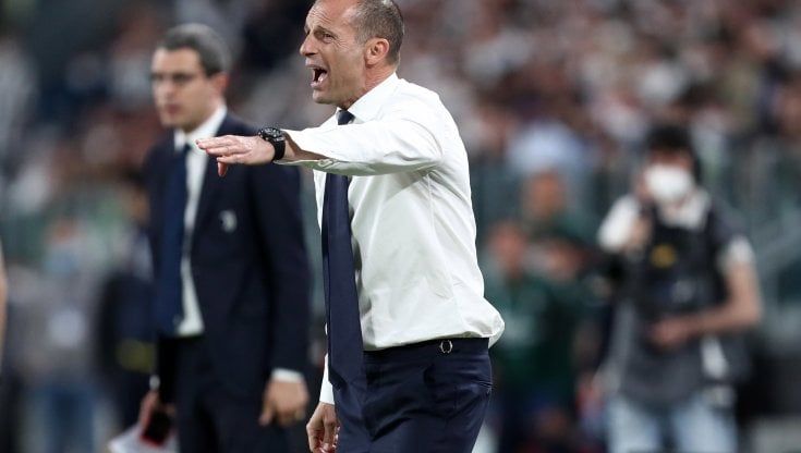 Juventus, Allegri: "Mi piace parlare poco, non come qualcuno. Con la Fiorentina servono i fatti"