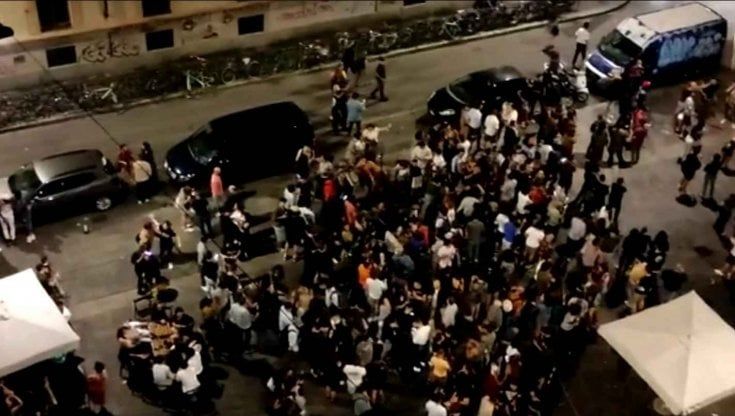 Le discoteche di Torino vogliono aprire al pomeriggio per gli under 18: "Insegniamo ai ragazzi che il divertimento non è bere"