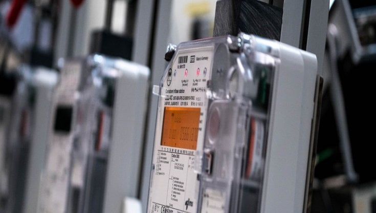 Energia, il conto salato delle imprese: “Nel 2022 aumenti per 35 miliardi”
