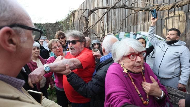 Museo dei Bambini, parapiglia al Pilastro tra comitati pro e contro. Assemblea sospesa. Ara: “Grave”