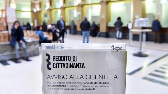 Bologna, reddito di cittadinanza: l'identikit degli aspiranti navigator