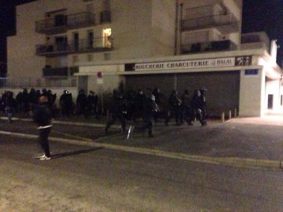 Strage Hebdo, raid polizia a Reims: le prime immagini da Twitter