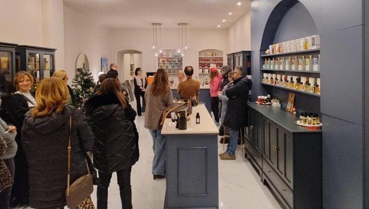 Le profumerie artistiche nuovo fenomeno in Puglia. “Vendiamo prodotti che offrono un’esperienza”