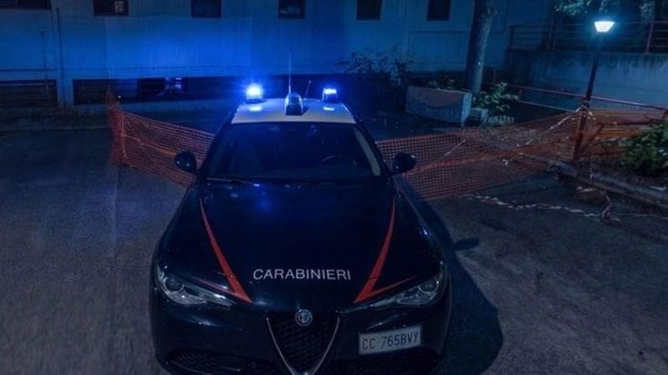 Agguato sotto casa a Valle Aurelia, 53enne ferito con un colpo di pistola