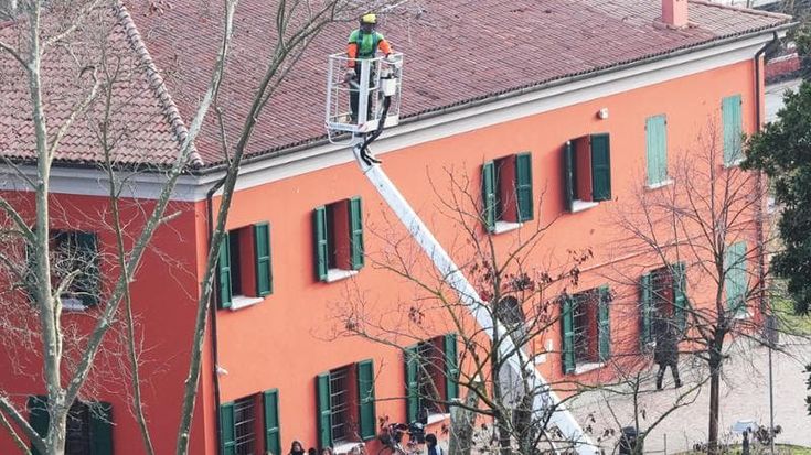 Cantiere e scontri, il quartiere Pilastro resta in sospeso: “Si è vista molta rabbia”