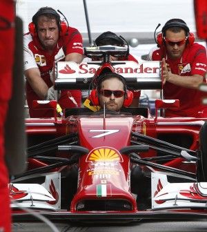 Ferrari in guerra con un tifoso americano per la gestione della pagina Facebook