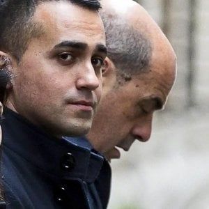 Governo, Di Maio a Renzi: "Del doman non v'è certezza? Basta messagi subliminali: dica le cose chiaramente"