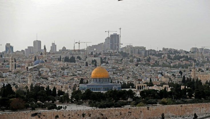 Maxi sequestro di armi in Israele: la polizia arresta 78 persone legate alla criminalità organizzata 