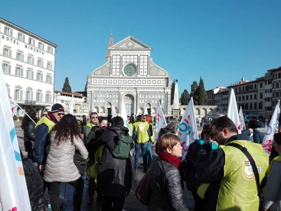 Stop allo sfruttamento dei precari, scuola in sciopero a Firenze
