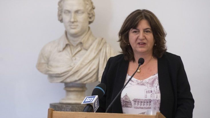 Catalfo: “Se la pandemia continuerà pronti nuovi aiuti fino a giugno”