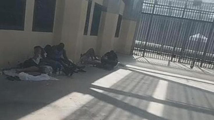 Cpr di via Corelli, faro del Comune sulle condizioni dei migranti: Sala visita il centro rimpatri