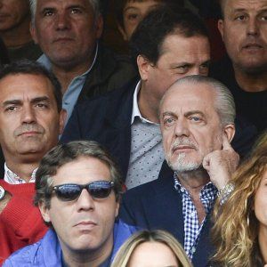 Napoli, De Laurentiis conferma: "Un elemento di spessore per arrivare al top"