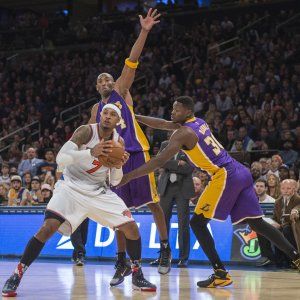 Basket, Nba: New York batte i Lakers, per Bryant è l'ultima al Garden