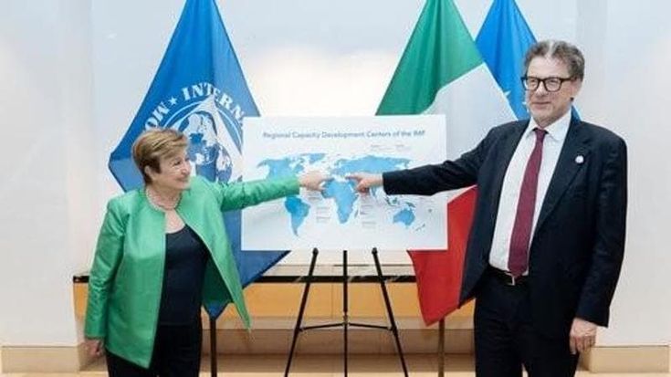 Giorgetti contro l’Fmi: “Il taglio delle accise è una scelta politica”