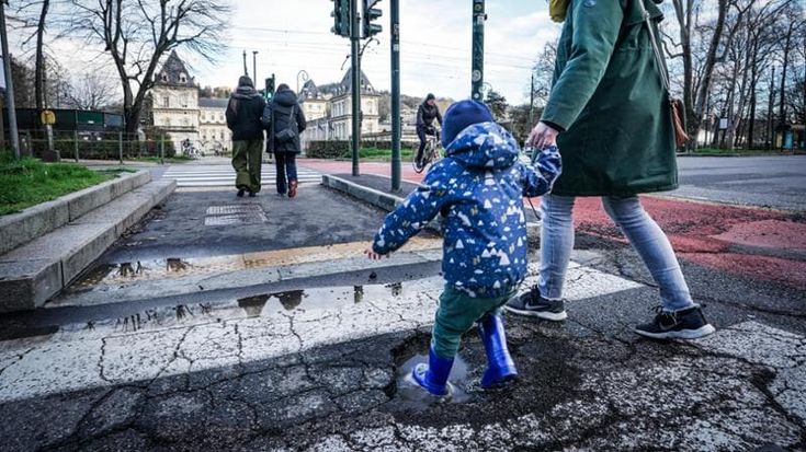 Strade dissestate, al Comune quasi 800 richieste danni in un anno