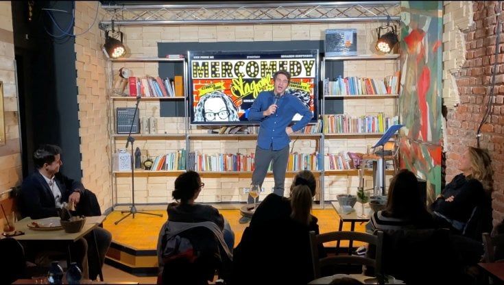 E' l'ora della stand up comedy: i comici della notte sul palco senza rete 