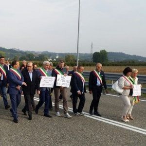"Asti-Cuneo: 10 chilometri attesi da 20 anni: oggi vediamo se Delrio mantiene la parola"
