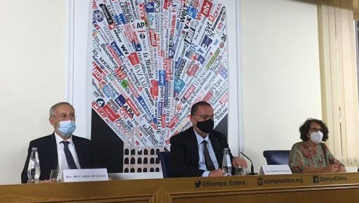 Di Segni replica al Papa sulla Torah: si faccia attenzione al linguaggio
