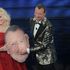 Sanremo 2020, Antonella Clerici rosso fuoco legge ad Amadeus le regole del Festival perfetto