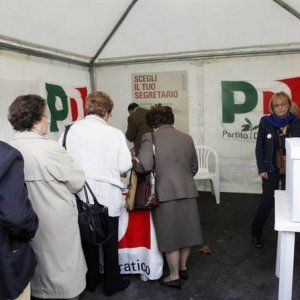 Pd, rivoluzione primarie, arriva l'albo degli elettori. Regioni, vota solo l'iscritto