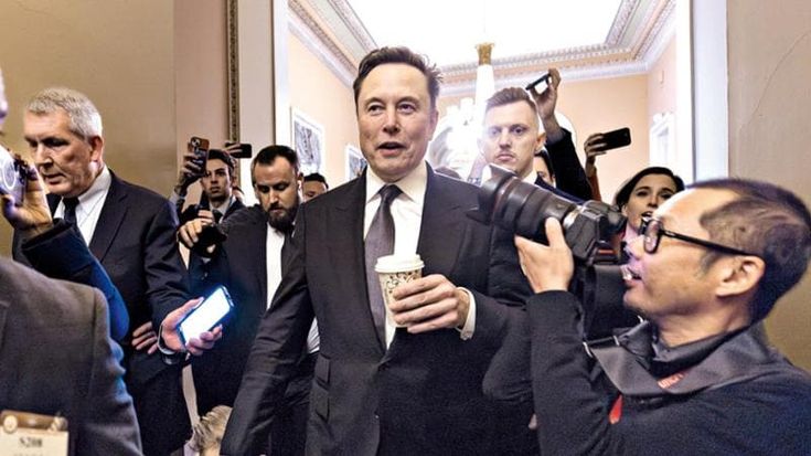 SpaceX, Musk insiste e spinge su Salvini. Ma FdI: senza gara l’intesa è illegale