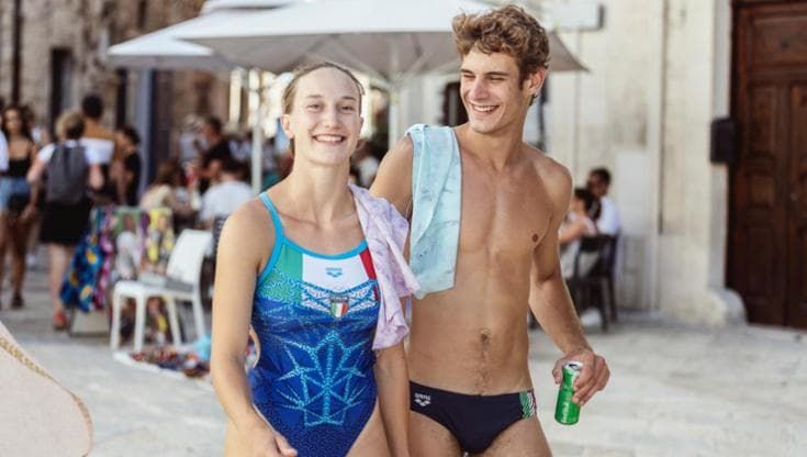 A Polignano il weekend del grande show dei tuffi. Occhi sui fidanzati d’Italia: Barnaba e Cosetti