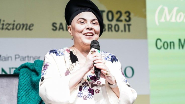 Salone Libro, Michela Murgia: "Sto vivendo il tempo della mia vita adesso, senza paure. Nessuno può farmi niente"
