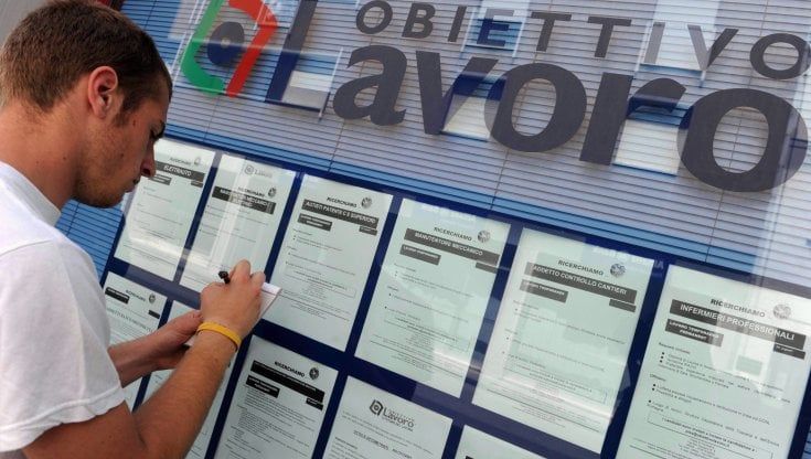 Mappe. Lavoro, vedono nero due italiani su tre ma tra i ventenni torna la speranza