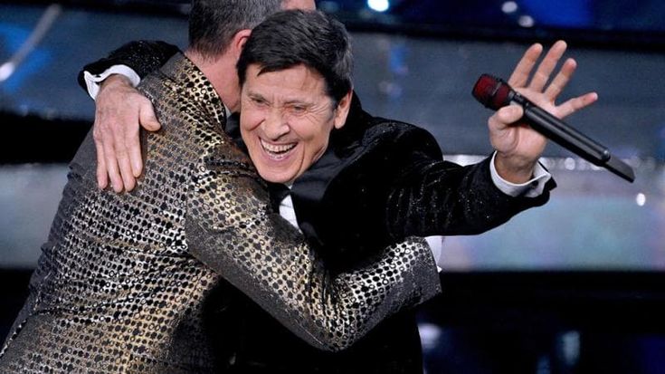 Gianni Morandi in pausa social: “Il telefono non ce la fa a starmi dietro”