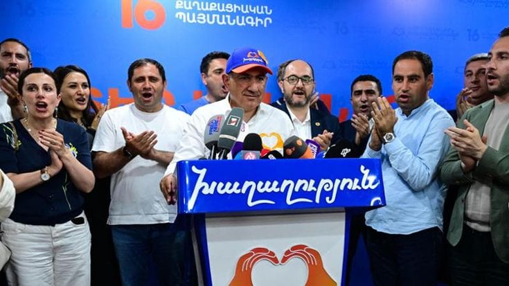 Armenia, Pashinyan trionfa. Mosca accusa: “Interferenze dell'Occidente e pressioni sull’opposizione”