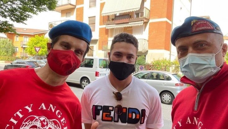 "City Angels Onorario" il rider veronese sfregiato per aver difeso una minorenne importunata