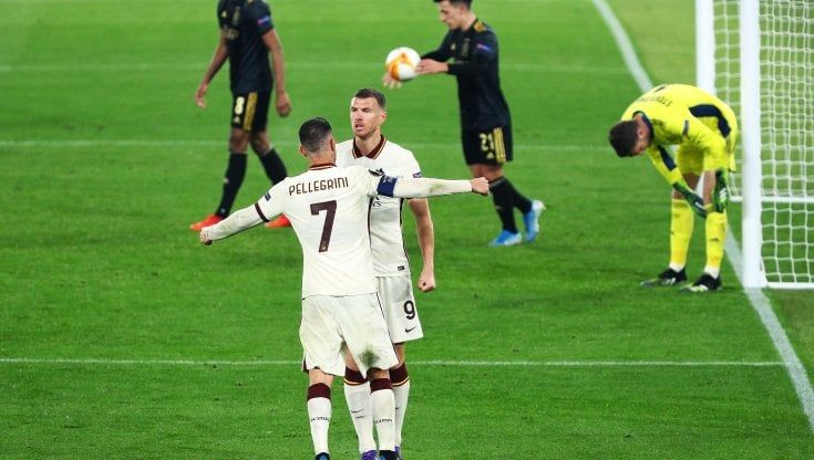 Roma, Dzeko: "Nessuna paura dello United". I tifosi: "Che Solskjaer si ricordi di noi"