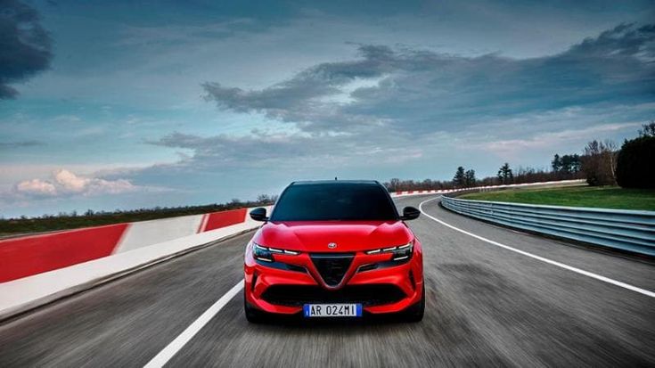 L’Alfa Romeo Junior si aggiudica il “Design Trophy” in Germania