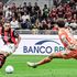 Il Milan si rialza, Lecce inconsistente: 3-0 a San Siro