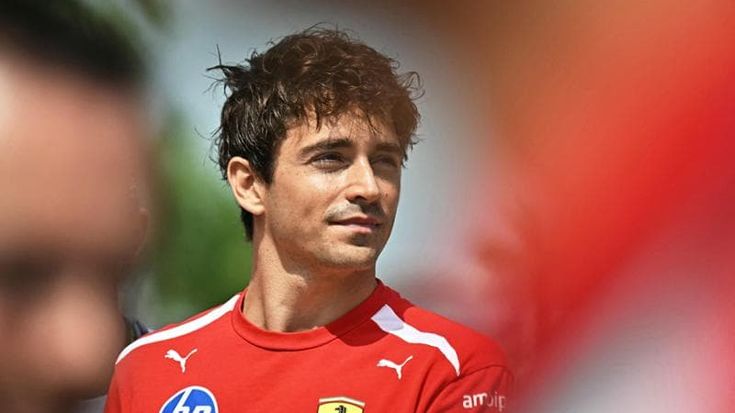 Sepang, tutti in lotta: la Ferrari scappa, Antonelli insegue