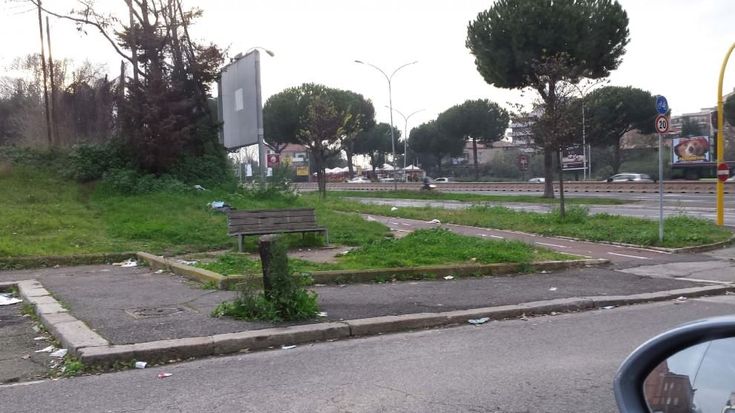 Degrado a Roma, le foto dei lettori / 27