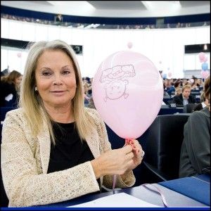 Voto anti-aborto, la decisione Ue per un errore di traduzione