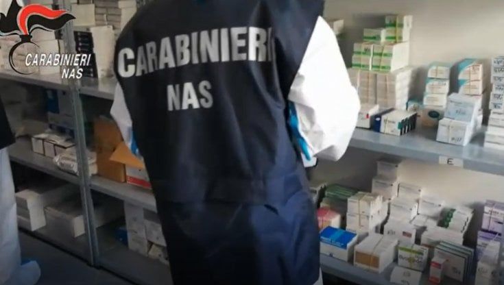 Mazzette su cure per malati terminali, nove misure cautelari