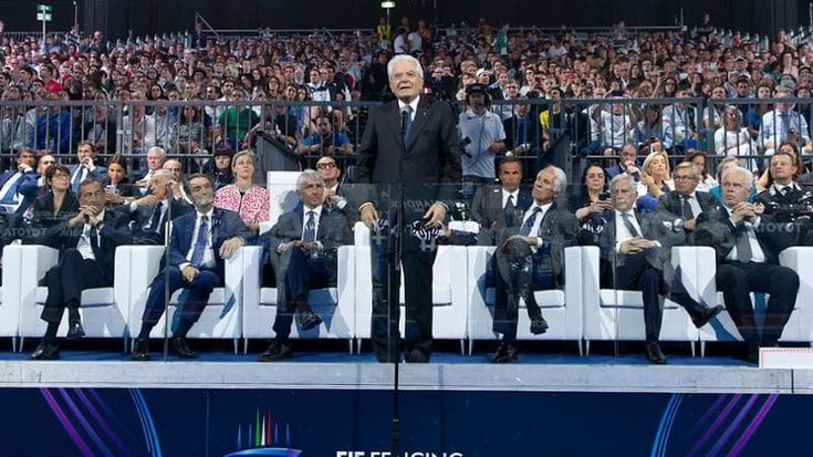 Mattarella a Milano inaugura i Mondiali di scherma con le prime medaglie