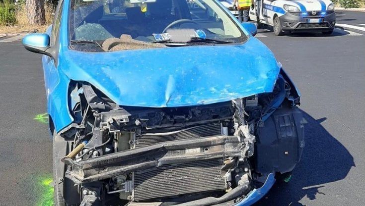 Roma capitale degli incidenti automobilistici: scia di sangue in strada anche in lockdown