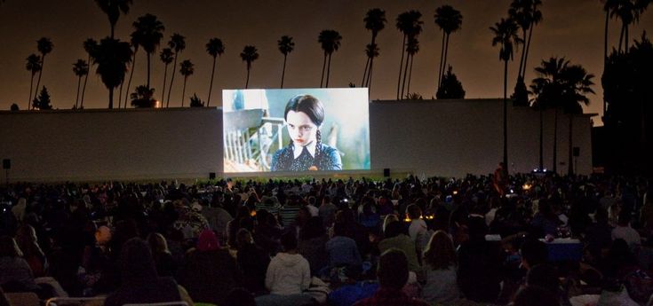 Hollywood Forever, il cinema all'aperto è nel cimitero delle star