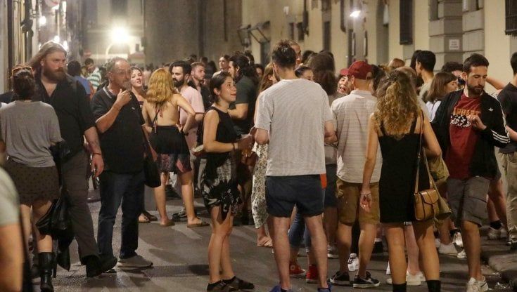 Movida a Firenze, continuano le polemiche: raccolta di firme per un consiglio aperto del Quartiere 1