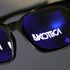 Utili in calo e stime in ribasso per Luxottica