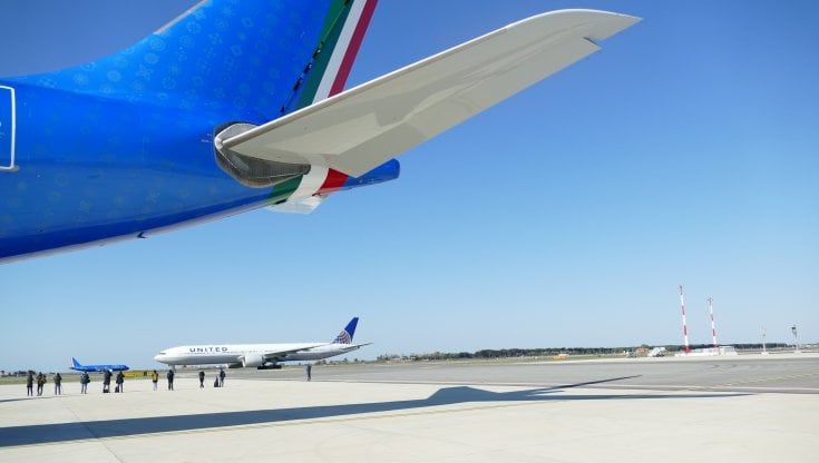 Terremoto al vertice di Ita, 6 consiglieri su 9 si dimettono: si complica la privatizzazione. Il Mef deciderà i nuovi