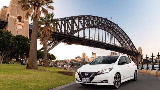 Nissan Leaf; silenzio, tecnologia e nuovi eco-sistemi energetici